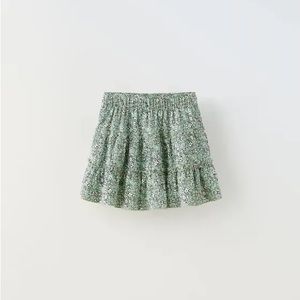 Zara floral skort M green